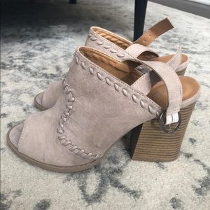 QUPID Open Toe Heels 8.5 NWOT